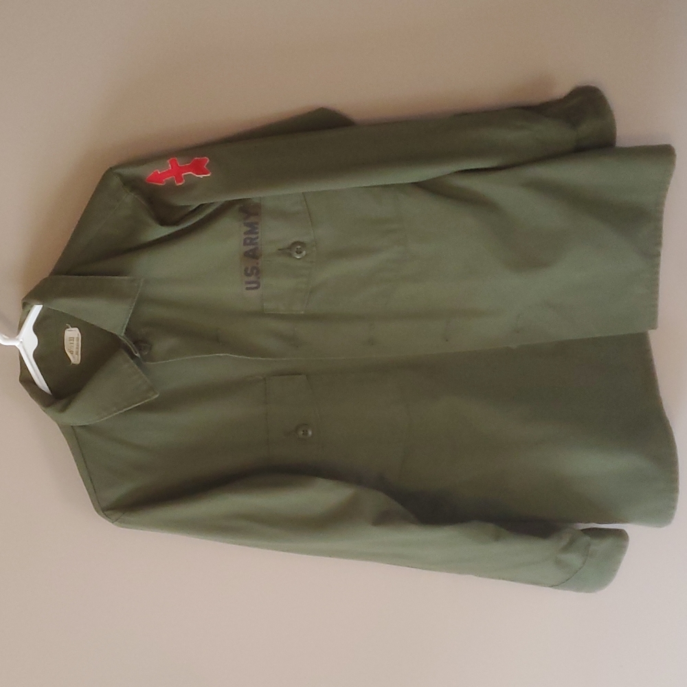 Vintage Army uniform blouse 15.5×33 in size